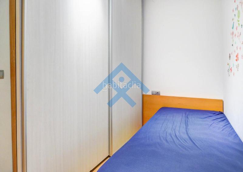 Foto fc075957-0903-4939-aa59-b2b410e03b9a. Piso ático luminoso con preciosas vistas en la en Sitges