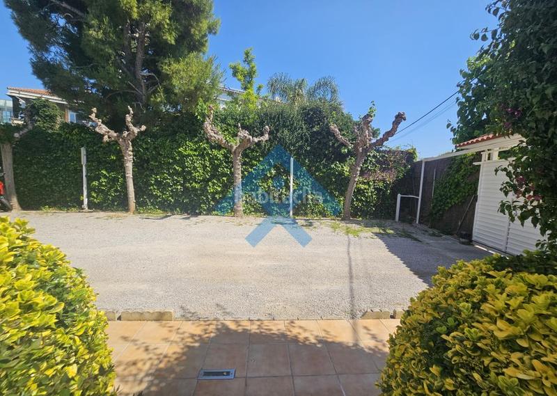 Foto ebeeb7ef-c8c8-4e8a-9b70-12a0305c11ad. Alquiler piso disponible en alquiler de larga duración a en Sitges