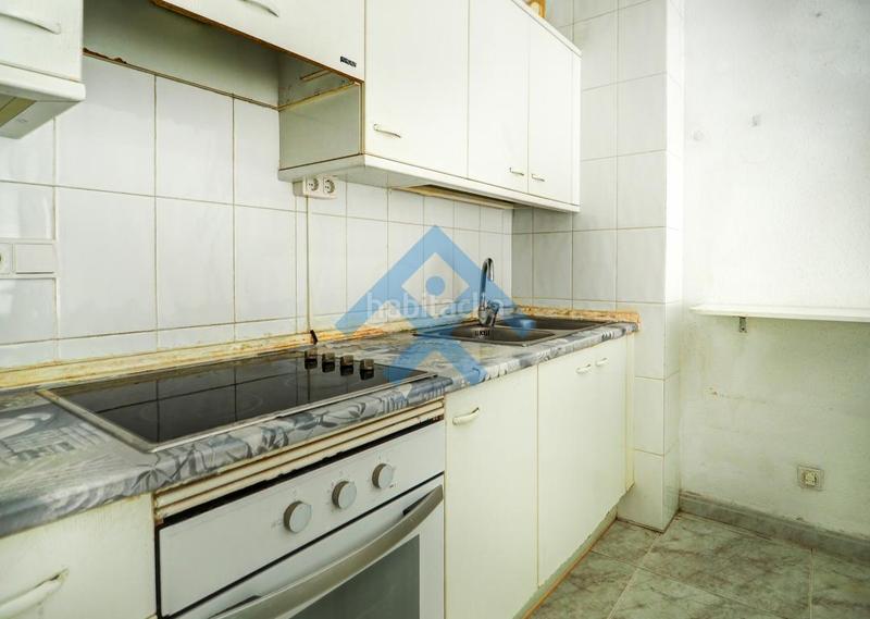 Foto f7a592b0-289e-4f13-8a11-cbe7574b9046. Piso acogedor piso con gran terraza en finca tranquila en Sitges
