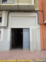 Aparcament cotxe a Favara. Almacén de gran capacidad