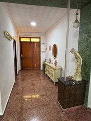 Masía en Llaurí. Gran casa de pueblo