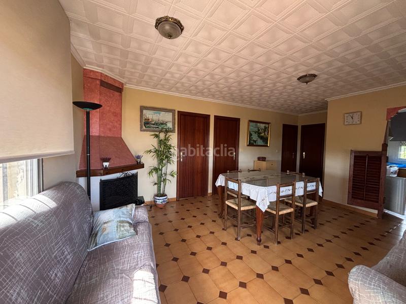 Foto a003d711-1b28-426f-99ce-b9d49f534ad6. Chalet mit kamin parking in Llaurí