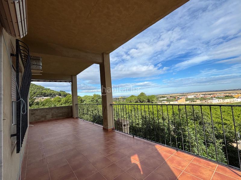 Foto d5f0067d-a29d-42b8-a1a6-1b3113b8494a. Chalet mit kamin parking in Llaurí