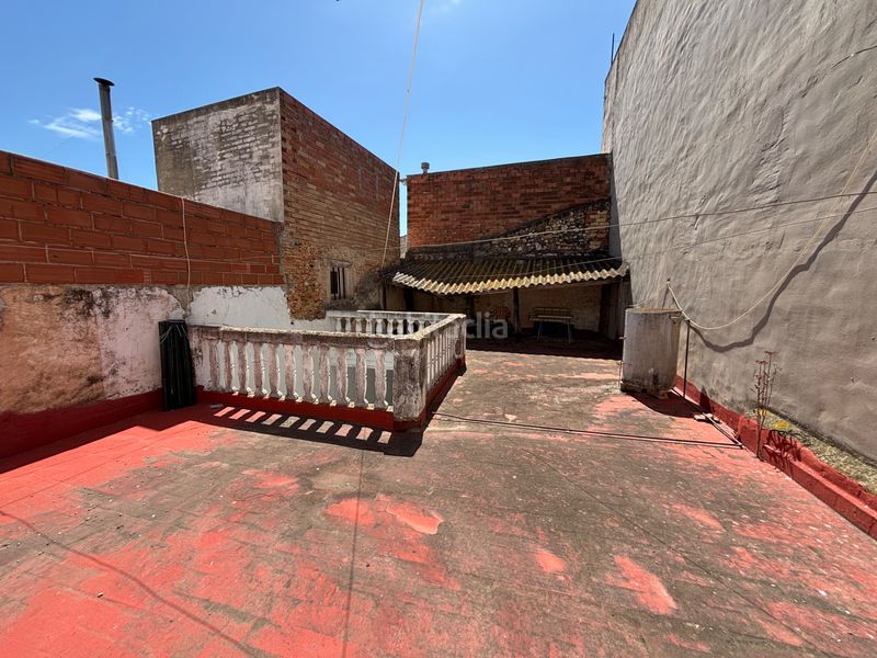 Foto f34e2593-8097-4d55-879d-82f13b9e589b. Maison dans carrer pintor sorolla 3 dans Llaurí