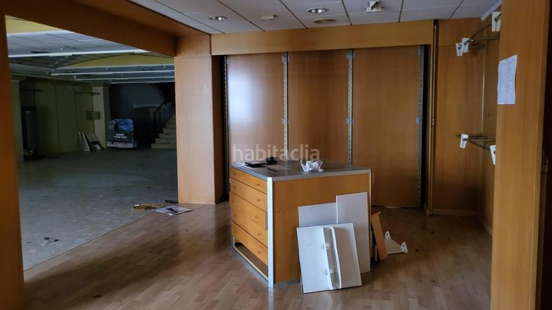 Foto 3e6ed366-af5b-42f3-926a-94a85e81d5d5. Local comercial a Vall d´Uixó (la)