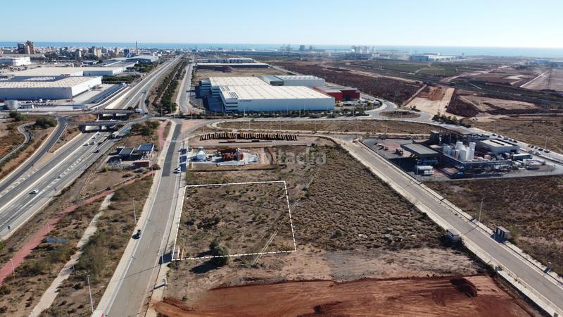 Foto 476e9170-78fd-4894-881c-376b7b3c8517. Residential plot in Avenida de Abril-9 de Octubre Sagunt