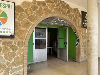 Local Comercial  Puerto de sagunto - cl fundicion. Local comercial en edificio bitácora en puerto de sagunto