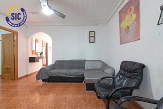 Appartement à Puerto de sagunto - pintor sorolla 15. Oportunidad única! presentamos esta planta baja en venta situada