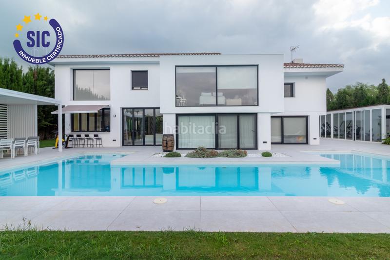 Foto 561bb26f-6bd0-47b9-833a-d77acb1fc493. Maison avec chauffage parking piscine dans Canet d´en Berenguer