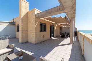 Rent Penthouse in Puerto de sagunto - cl cataluña 2. Atico en alquiler para empresas