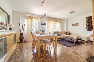 Etagenwohnung  Puerto de sagunto - cl churruca 26. Piso amueblado de 4 dormitorios y 150 m en nuevo centro, puerto