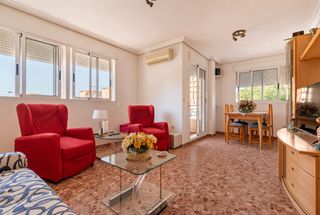 Pis  Puerto de sagunto - cl vent de penagal. Piso de 4 habitaciones con balcón y garaje en san josé  los meta