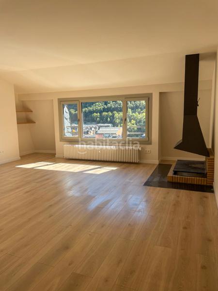 Foto 901ddb18-752e-407b-a0b0-67dc50afc5b0. Lloguer àtic a Centro Andorra la Vella