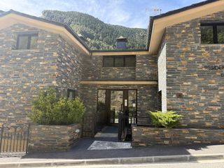 Lloguer Pis a Arinsal-Erts. Magnífico piso de 68 m² en alquiler, situado en la tranquila zon