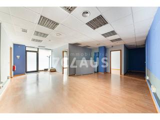 Business premise in Encamp. Local en encamp alquiler o venta.