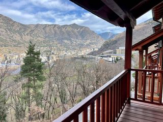 Casa adossada  Calle comella. Casa adosada en venta en andorra la vella