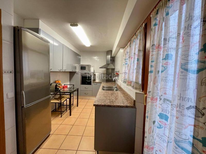 Foto dcab1fe5-8420-44fa-ae95-9b768b36ce60. Casa adossada amb calefacció aparcament a Centro Andorra la Vella