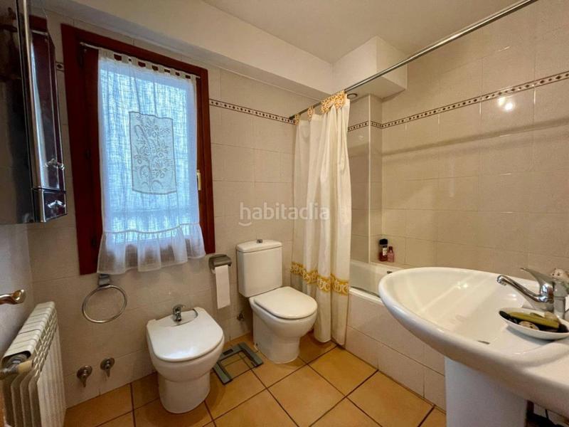 Foto e78cd1ee-774f-4397-87d1-f509198795cf. Casa adossada amb calefacció aparcament a Centro Andorra la Vella