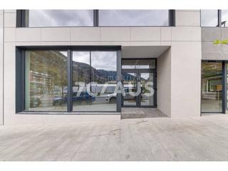 Lloguer Local Comercial  De la grau. Local en alquiler en andorra la vella