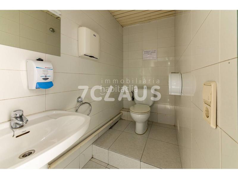 Foto 0a93c258-c9d2-43fc-8399-f0052264eff5. Alquiler local comercial en alzinaret 5 local en alquiler en Andorra la Vella