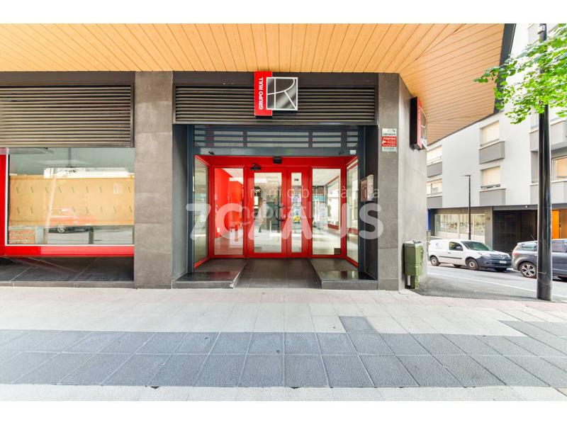 Foto 1af88cda-8787-49e6-9d3c-1d24a0677bc2. Alquiler local comercial en alzinaret 5 local en alquiler en Andorra la Vella