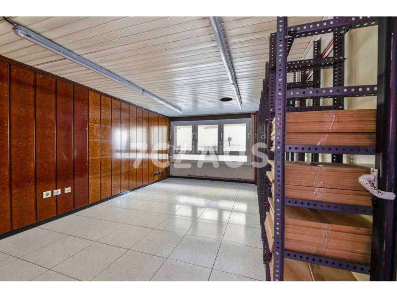 Foto efa7c8db-f430-4be0-a195-3156842073cb. Alquiler local comercial en alzinaret 5 local en alquiler en Andorra la Vella