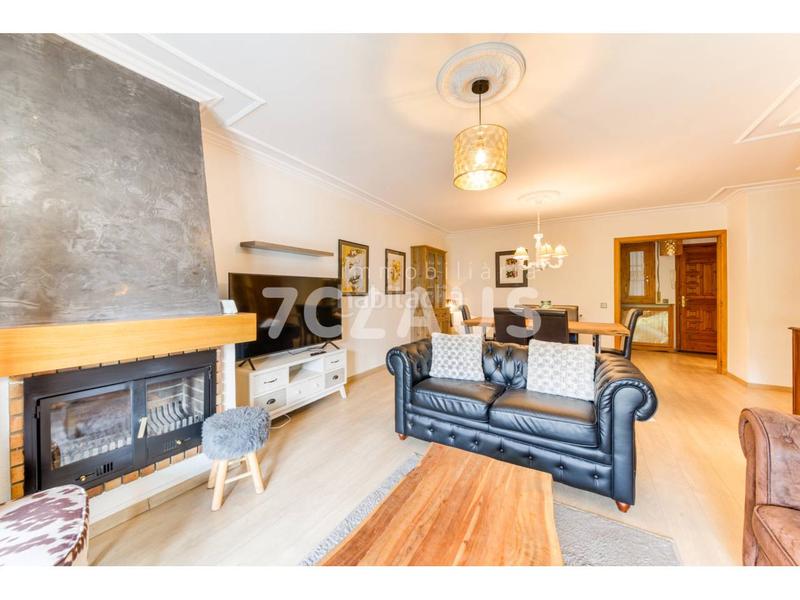 Foto 099a81d5-1413-47ce-9122-62e86fe1632f. Alquiler casa pareada espectacular casa situada en una de las mejores zonas residenciales de andorra en Escaldes-Engordany