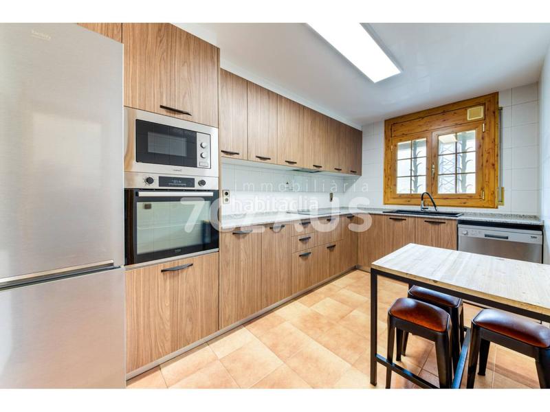 Foto 92d86d94-0b49-4f06-a10e-f7a3f893bc7c. Alquiler casa pareada espectacular casa situada en una de las mejores zonas residenciales de andorra en Escaldes-Engordany