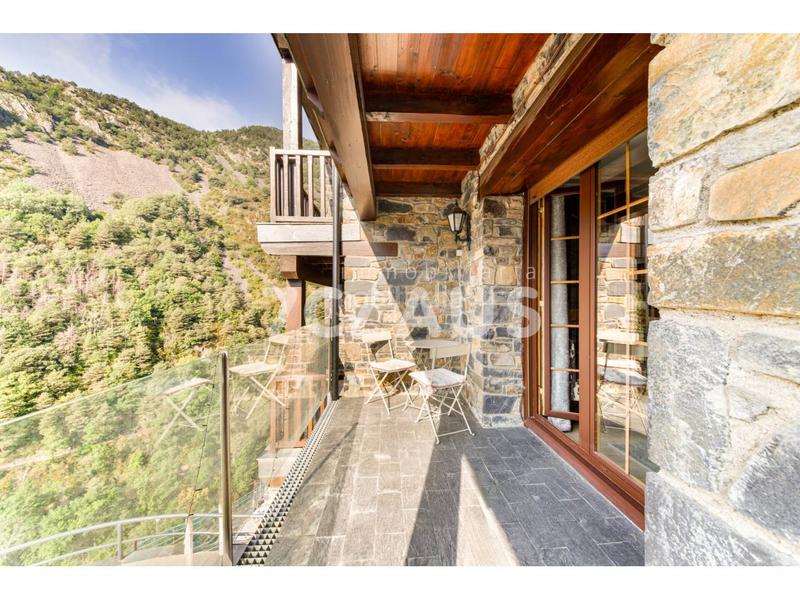 Foto ced7feed-dced-418e-be55-7e1188d26f33. Alquiler casa pareada espectacular casa situada en una de las mejores zonas residenciales de andorra en Escaldes-Engordany