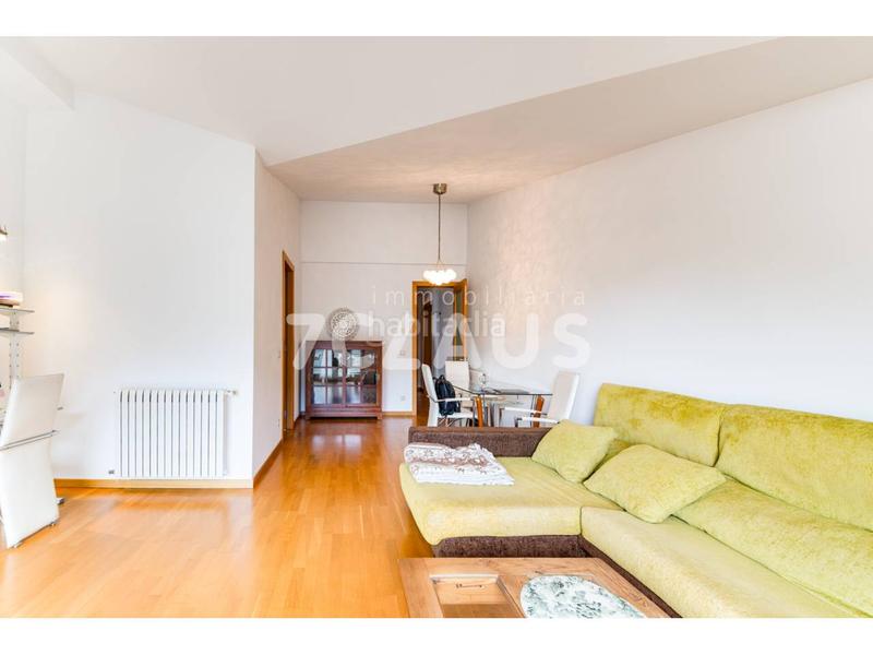 Foto 015a3c21-0212-434f-8a36-6835ee85cc3d. Àtic amb calefacció aparcament a Vila Encamp