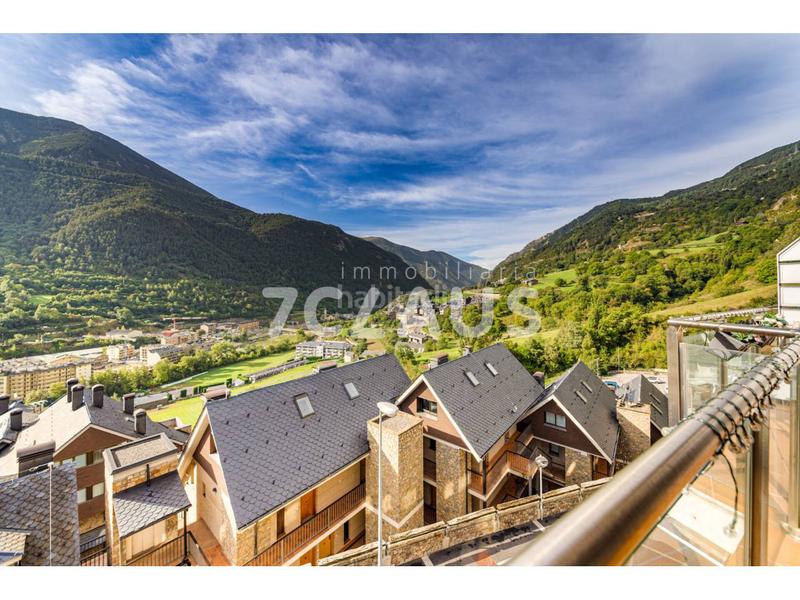 Foto a5dcb632-713c-47f4-aa18-91be3c2c2692. Àtic amb calefacció aparcament a Vila Encamp