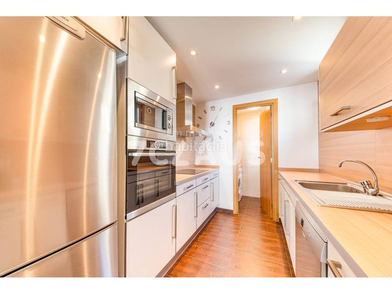 Foto 998d9677-0e37-4699-b467-0a1ad0f7e9b6. Rent flat with heating parking in El Tarter Canillo