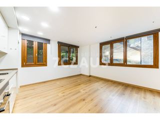 Miete Etagenwohnung  Calle mirador d´encamp 20. Piso en alquiler en encamp