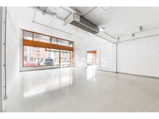 Business premise in Avenida Verge de Canolich -Les Arades s/n