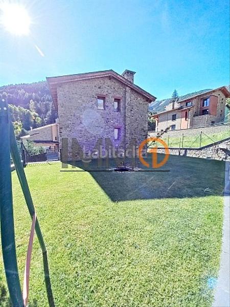 Foto f8e803e3-f92a-42ad-9c33-b5d1101a25a6. Doppelhaus mit heizung parking in Pal-Xixerella La Massana