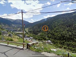 Finca rústica a Canillo. Terrain constructible dans un environnement calme avec damp039ex
