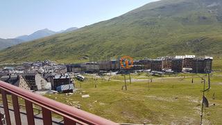 Casa aparellada a Pas de La Casa. En venta casa adosada de estilo rstico en el pas de la casa