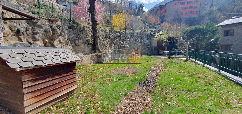 Foto 9797e888-2b4f-4536-8240-74d9648e42c9. Miete doppelhaus mit heizung parking in Engolasters Escaldes-Engordany