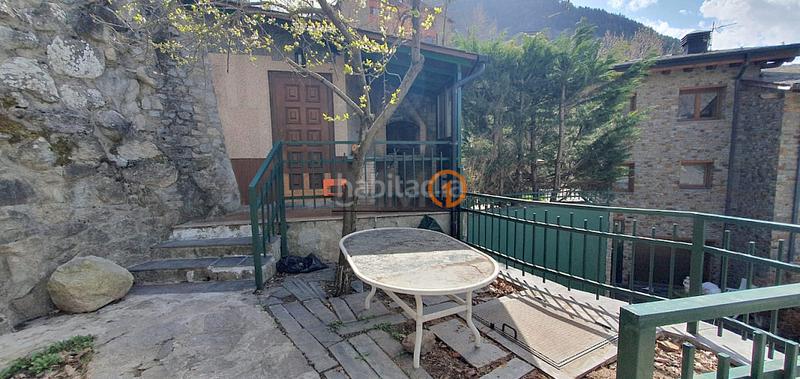 Foto d1ff1a3e-bd02-4236-9cfc-3957896f1e45. Maison jumelée avec chauffage parking dans Engolasters Escaldes-Engordany