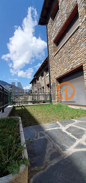 Foto da5e771c-f2b1-4d83-9835-a66998b81a24. Maison jumelée avec chauffage parking dans Engolasters Escaldes-Engordany