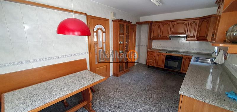 Foto f3ebb271-3327-45d1-85e2-76c2c8020446. Maison jumelée avec chauffage parking dans Engolasters Escaldes-Engordany