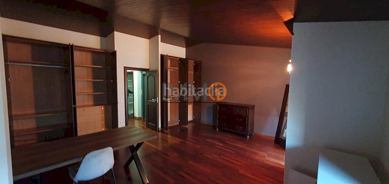 Foto b0bddf45-9d90-4159-ae20-a16c8c7c534d. Casa bifamiliare con riscaldamento parcheggio in Centro Andorra la Vella