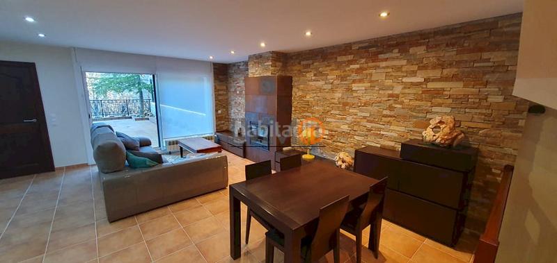 Foto c6b7ece3-52d8-4136-989e-f2644a568866. Casa bifamiliare con riscaldamento parcheggio in Centro Andorra la Vella