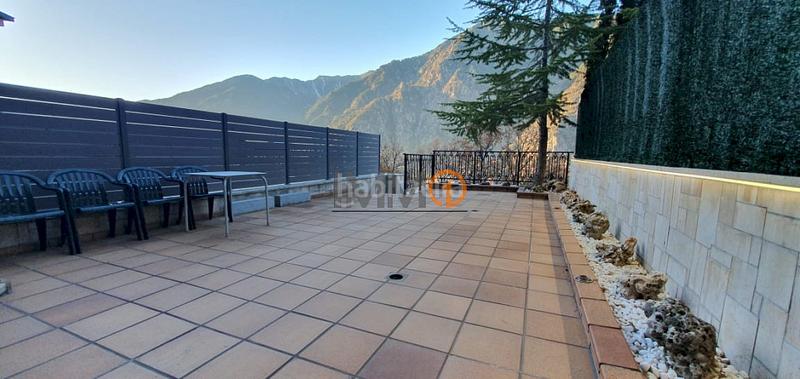 Foto e6d94a9c-b52e-4ccf-a689-215acd86ca6d. Casa bifamiliare con riscaldamento parcheggio in Centro Andorra la Vella