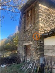 Maison jumelée à Pal-Xixerella. En venta borda centenaria en pal la massana