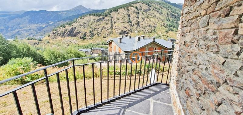 Foto 010a0381-a2b3-4c75-93eb-8f2adb4e39ce. Location appartement avec chauffage parking dans Soldeu-Incles Canillo