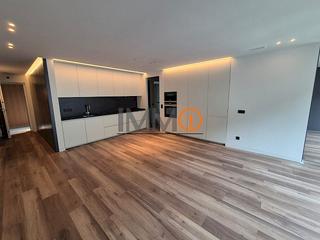 Appartement à Centro. En venta exclusivo piso a estrenar de 3 habitaciones en el centr