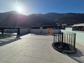 Àtic a Centro. En venta espectacular ático de 3 habitaciones en andorra la vell
