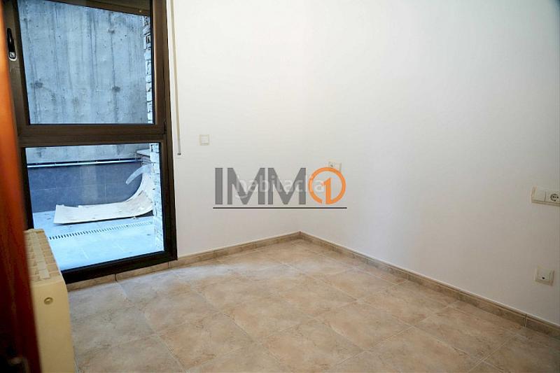 Foto 6ae26de6-11be-41d9-88f6-af7e38d7f400. Erdgeschoss mit heizung parking in El Tarter Canillo