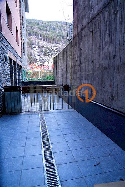 Foto 7f8422bb-2acb-4b03-a189-f485d45b608b. Erdgeschoss mit heizung parking in El Tarter Canillo